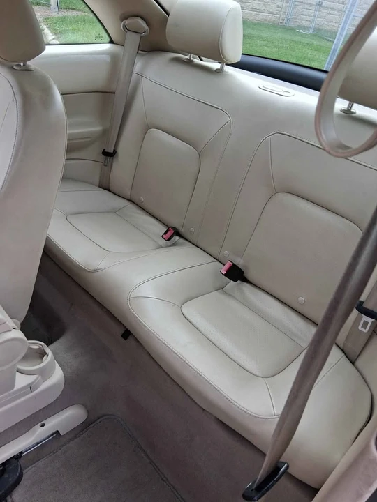 2008 Volkswagen New Beetle - Image 10 of 11