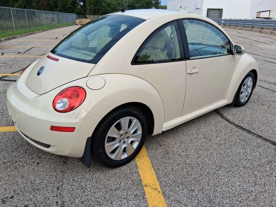 2008 Volkswagen New Beetle - Image 6 of 11