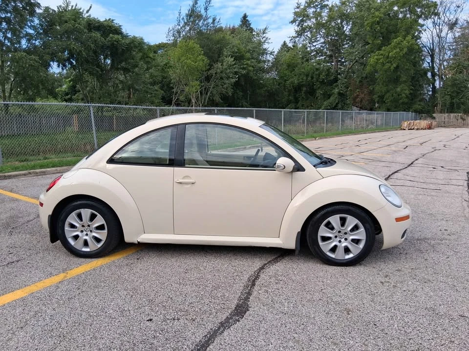 2008 Volkswagen New Beetle - Image 4 of 11
