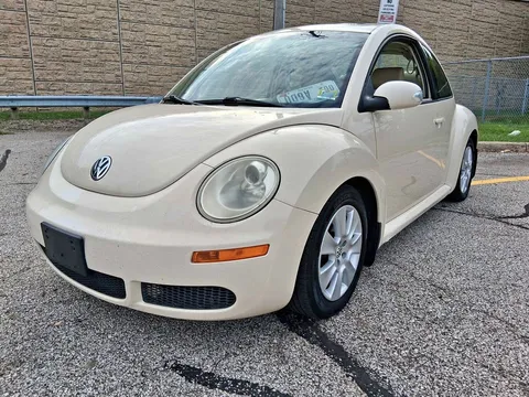 2008 Volkswagen Beetle 2.5L Hatchback 2D