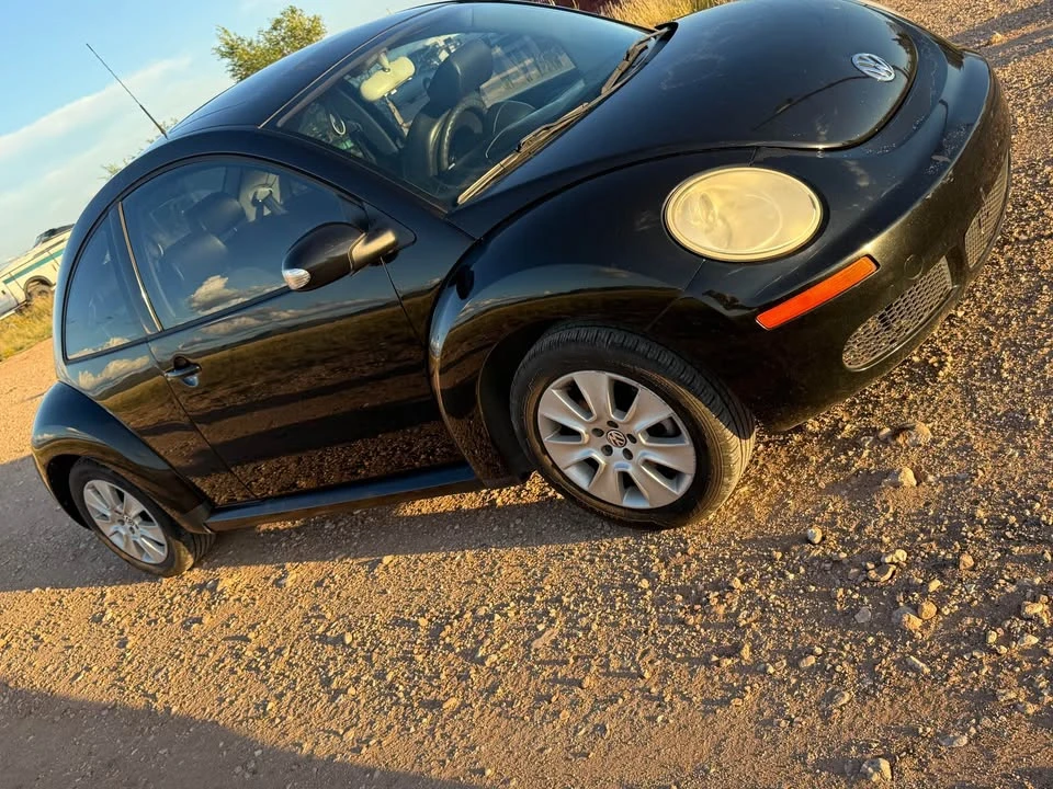 2008 Volkswagen New Beetle - Image 3 of 13