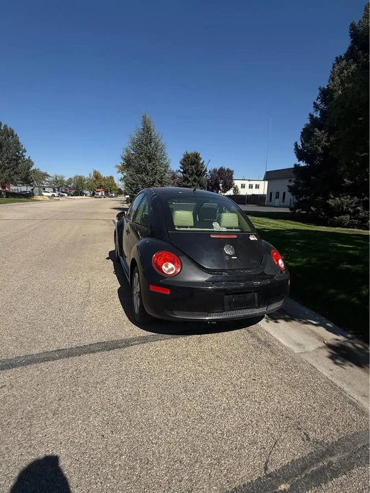 2008 Volkswagen New Beetle - Image 5 of 18