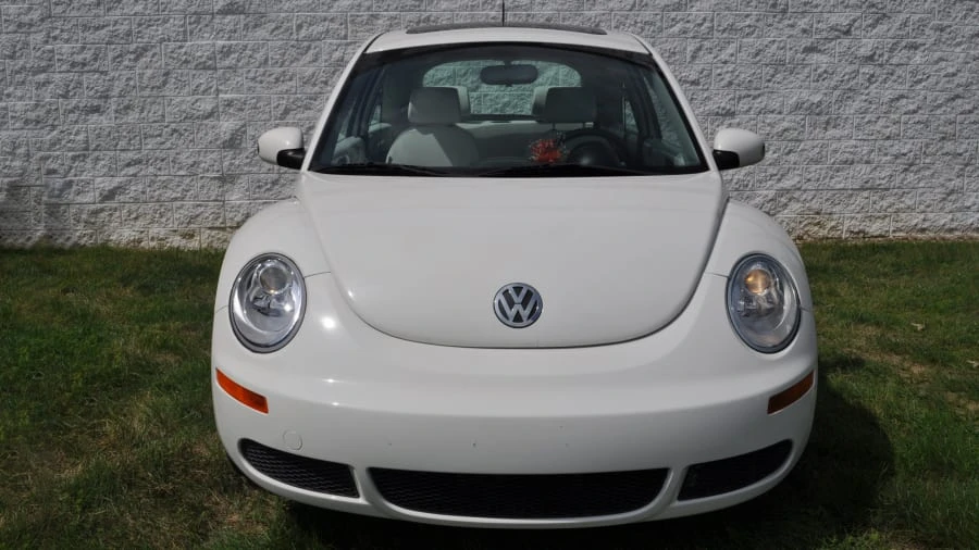 2008 Volkswagen New Beetle - Image 6 of 6