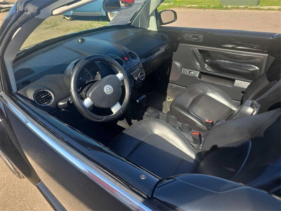 2008 Volkswagen New Beetle - Image 31 of 31