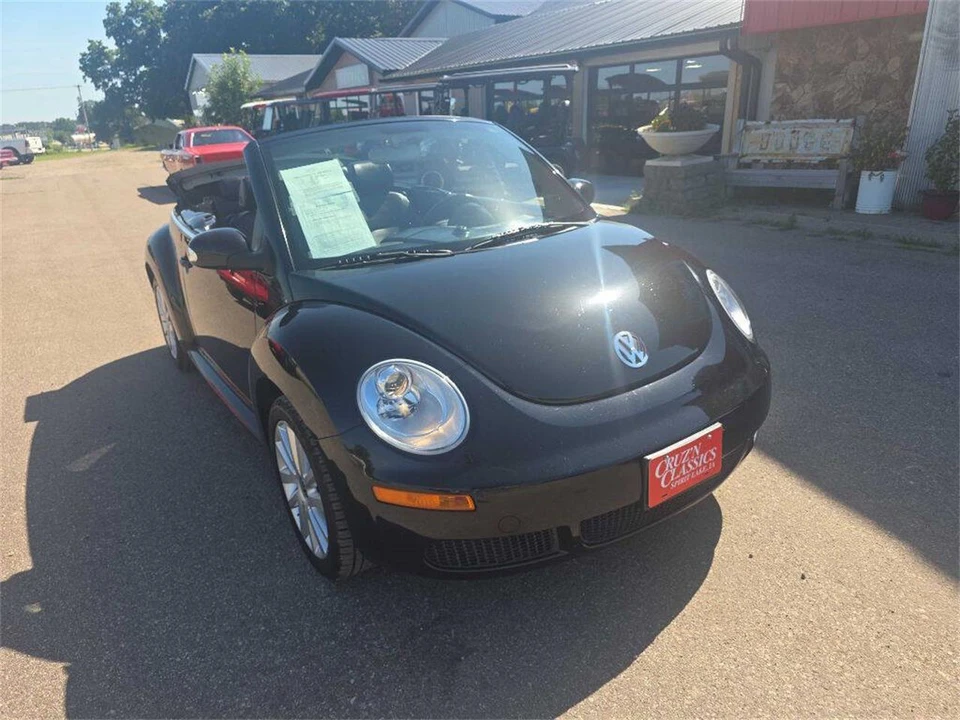 2008 Volkswagen New Beetle - Image 26 of 31