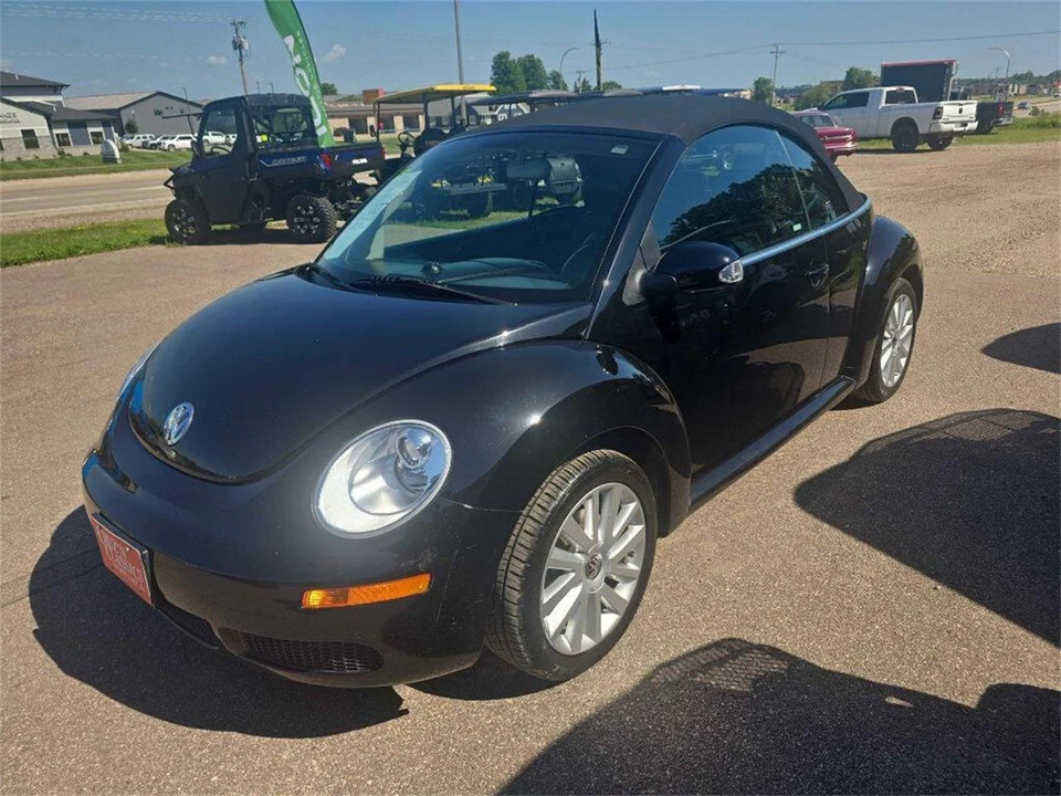 2008 Volkswagen New Beetle - Image 3 of 31