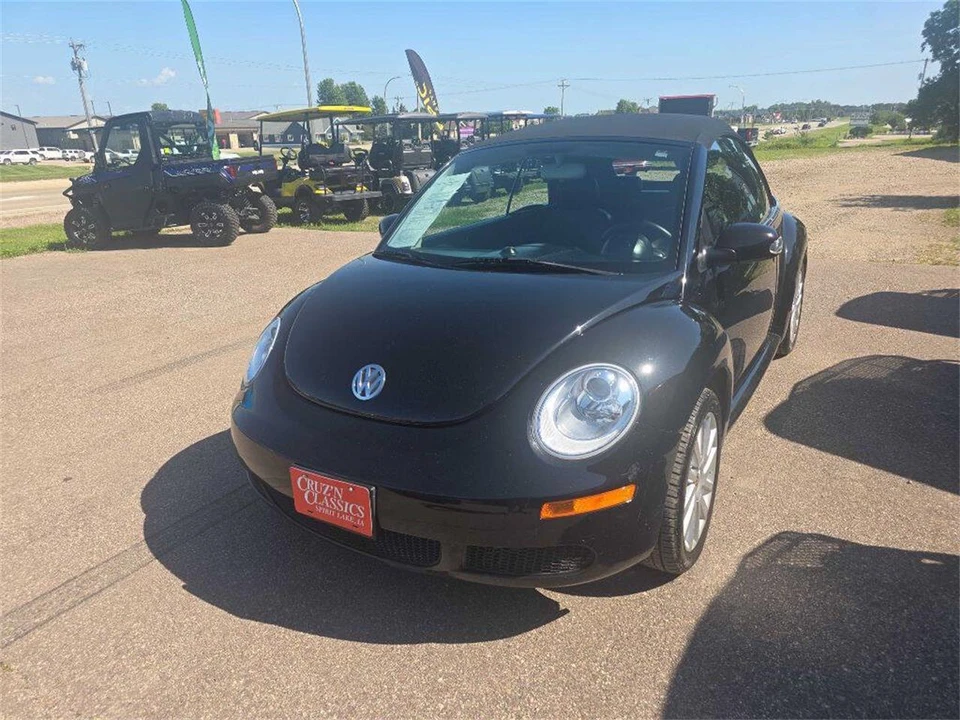 2008 Volkswagen New Beetle - Image 8 of 31