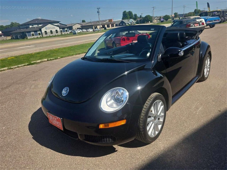 2008 Volkswagen New Beetle - Image 28 of 31
