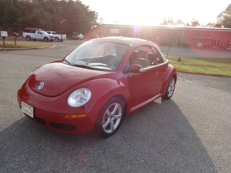 2008 Volkswagen New Beetle - Image 7 of 16