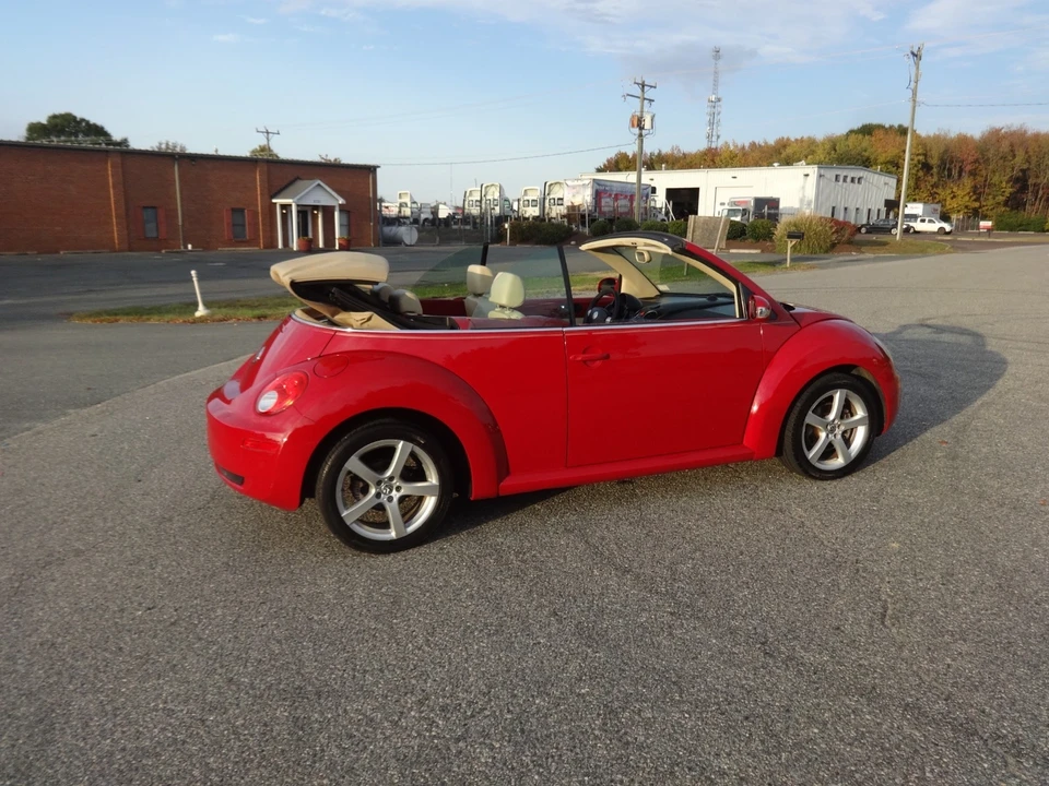2008 Volkswagen New Beetle - Image 3 of 20