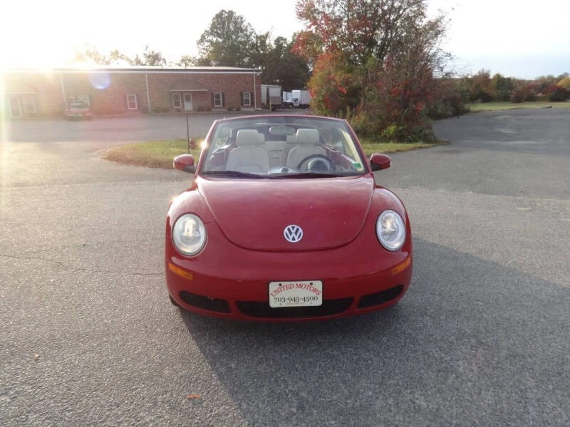 2008 Volkswagen New Beetle - Image 4 of 16