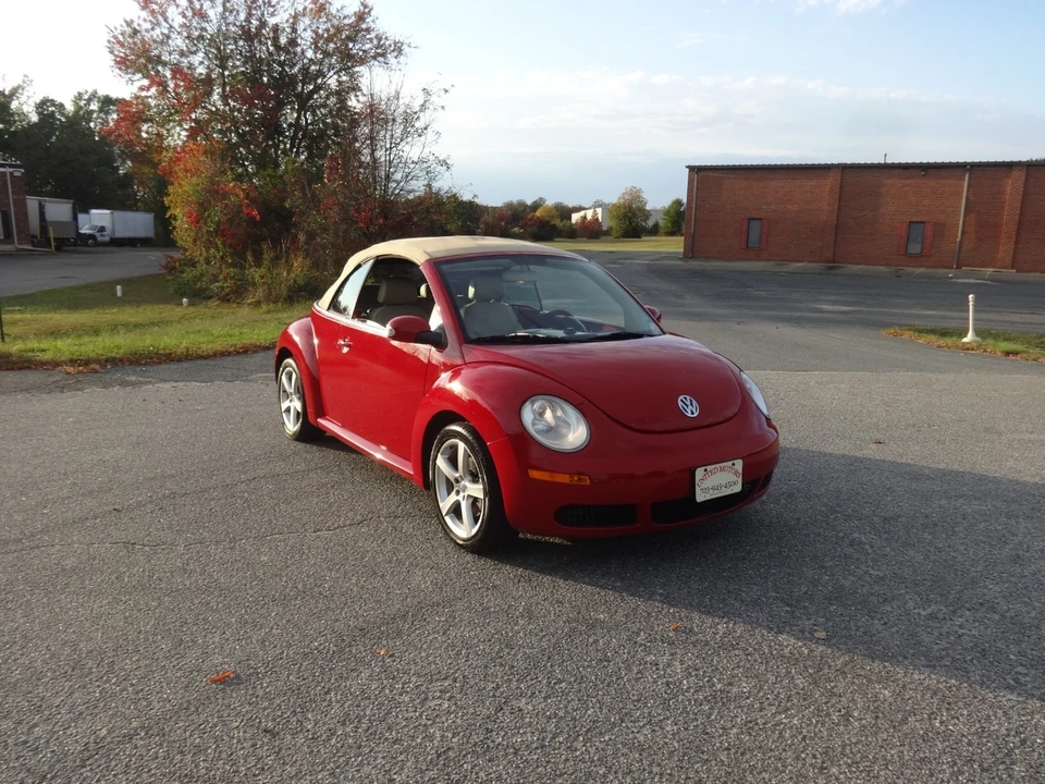 2008 Volkswagen New Beetle - Image 13 of 20