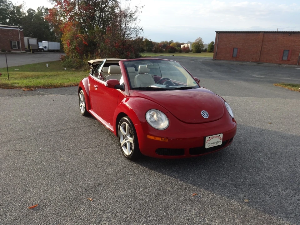 2008 Volkswagen New Beetle - Image 5 of 20