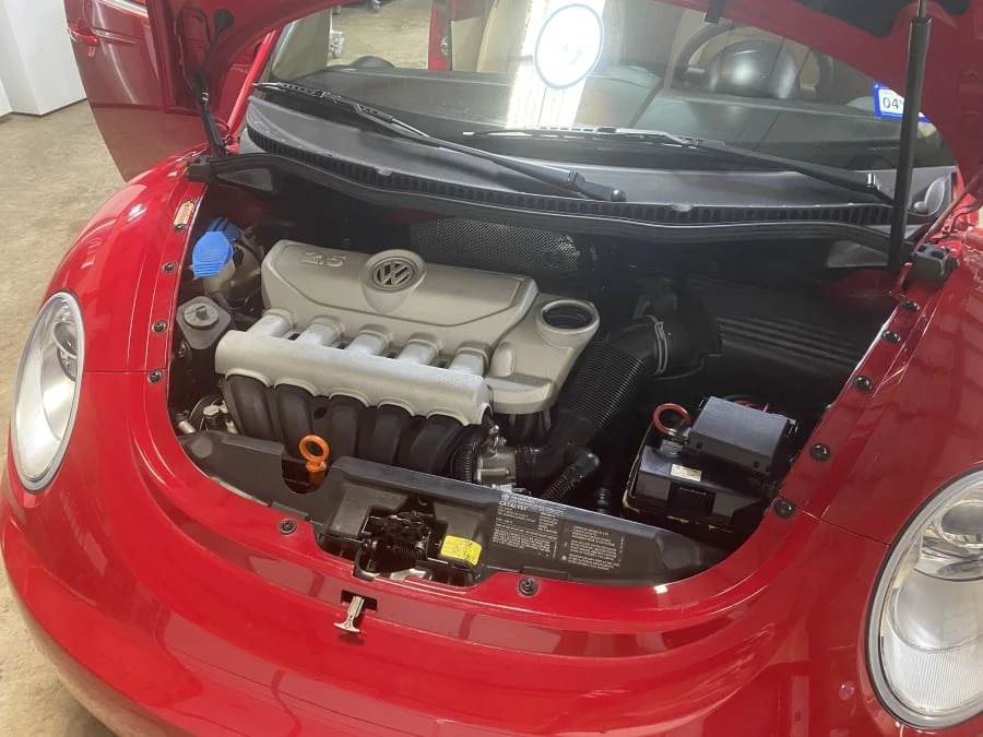 2008 Volkswagen New Beetle - Image 11 of 13