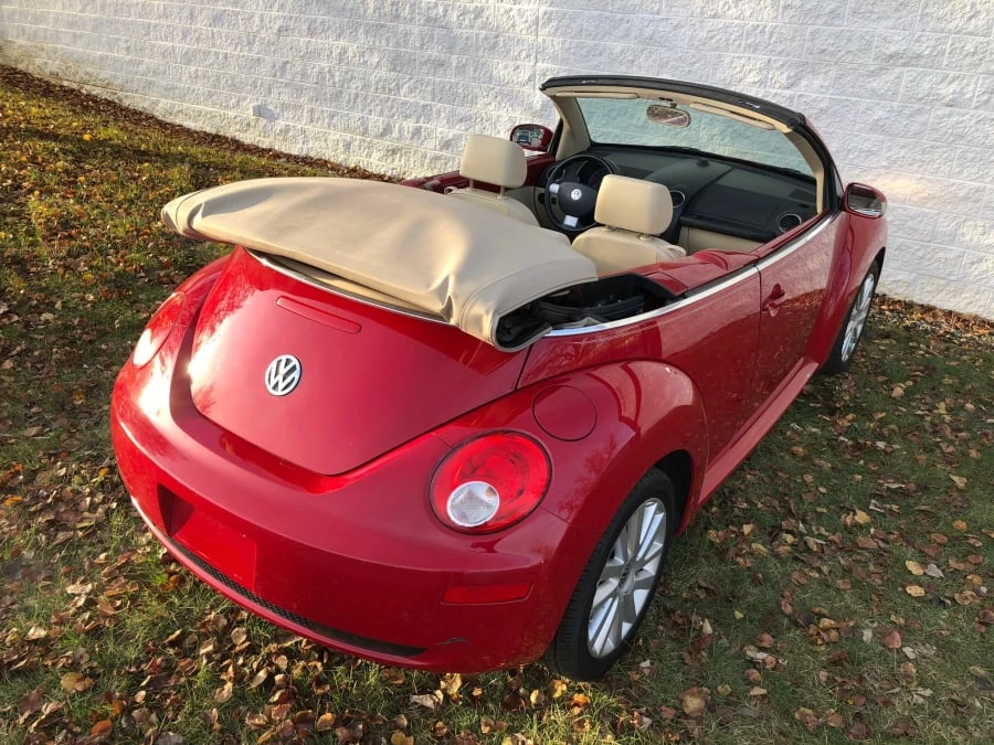 2008 Volkswagen New Beetle - Image 3 of 8
