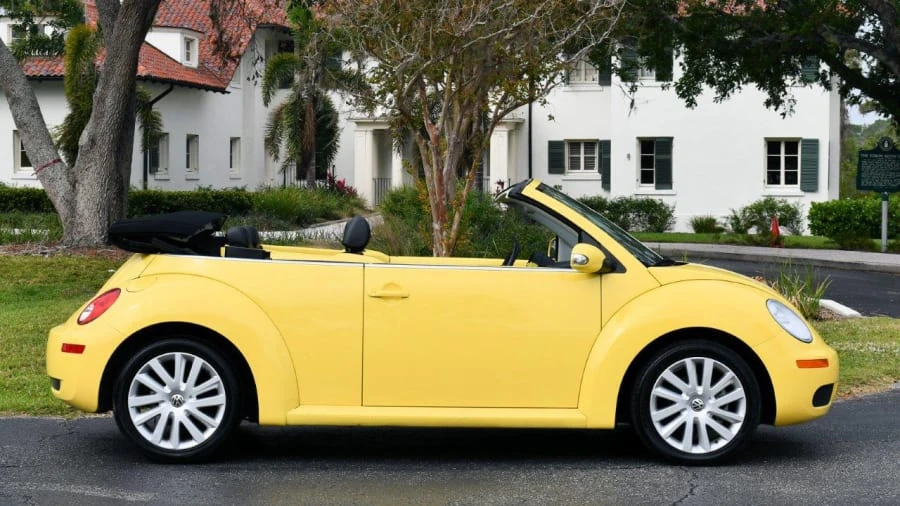 2008 Volkswagen New Beetle - Image 13 of 24