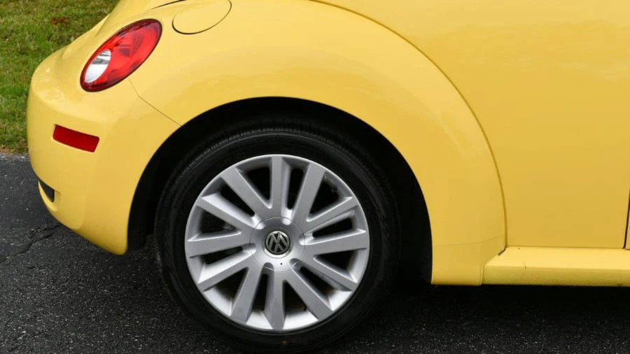 2008 Volkswagen New Beetle - Image 6 of 24
