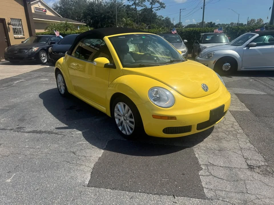 2008 Volkswagen New Beetle - Image 6 of 12