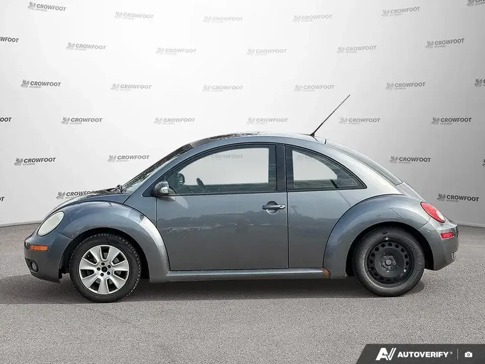 2008 Volkswagen New Beetle - Image 2 of 10
