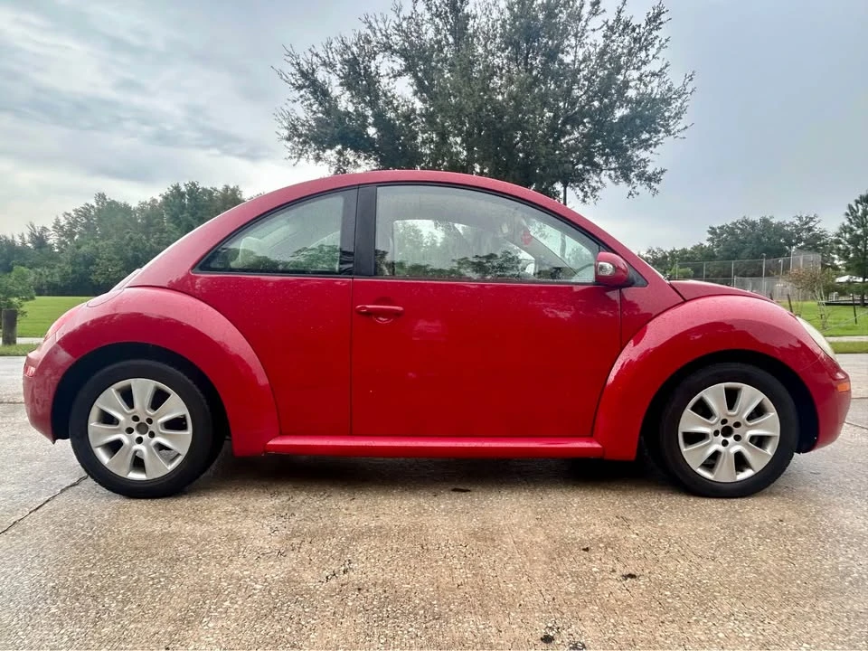2008 Volkswagen New Beetle - Image 14 of 15