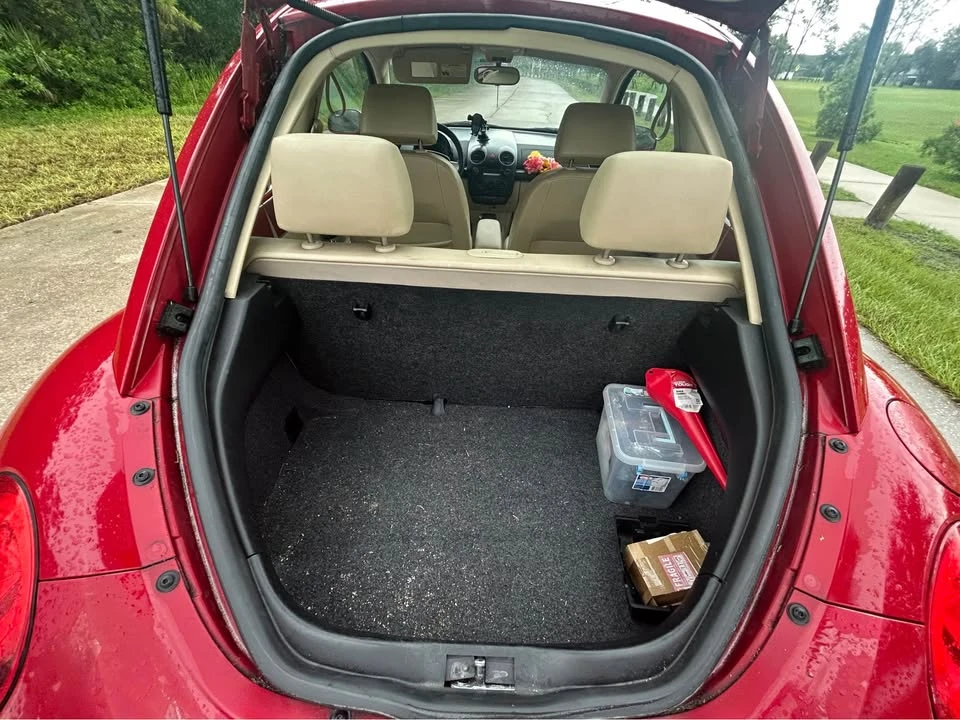 2008 Volkswagen New Beetle - Image 12 of 15
