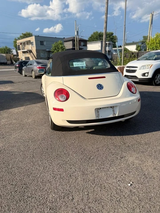 2008 Volkswagen New Beetle - Image 13 of 18
