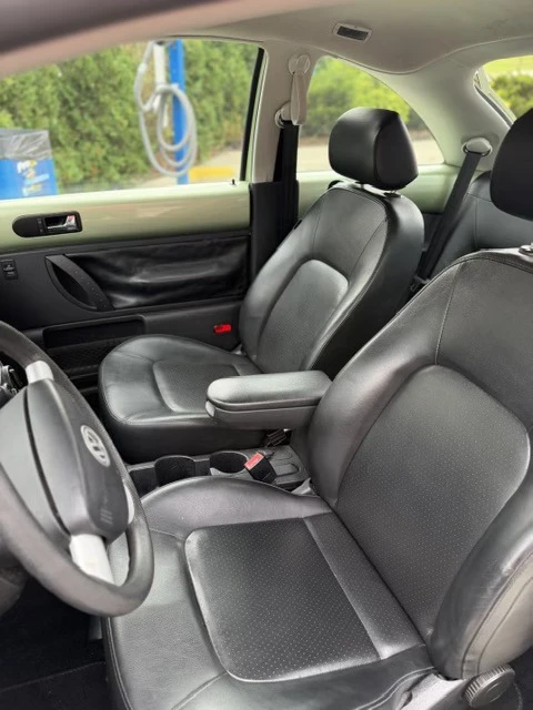 2008 Volkswagen New Beetle - Image 4 of 14