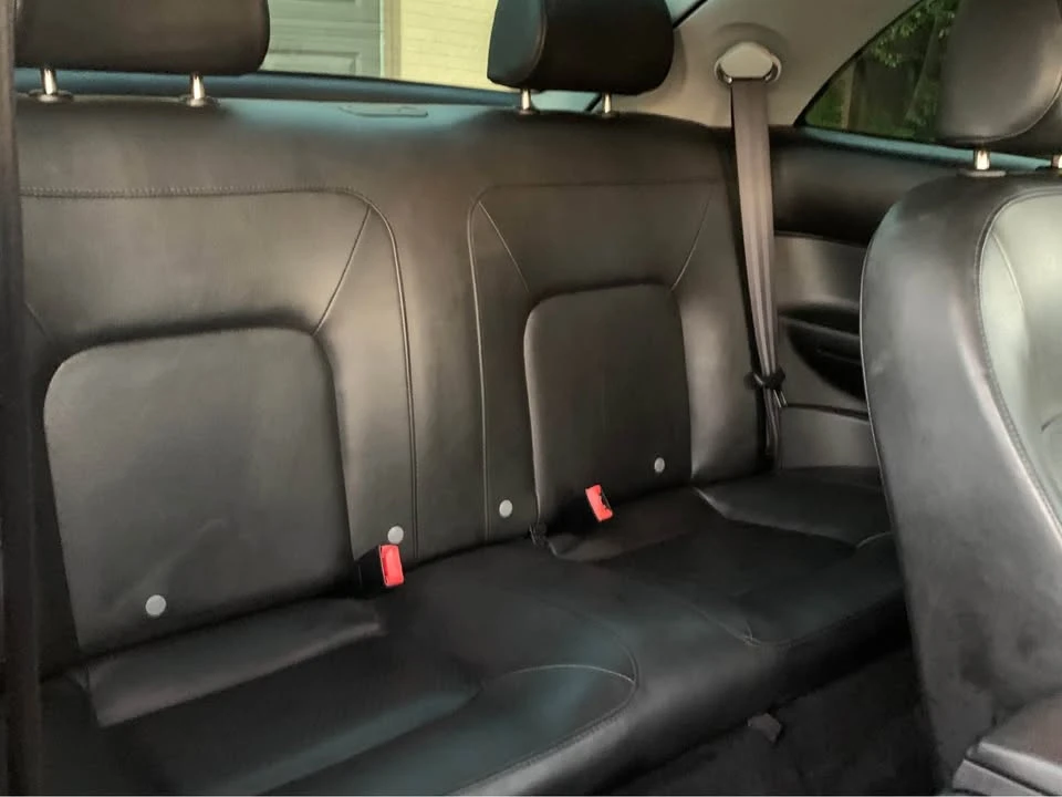 2008 Volkswagen New Beetle - Image 9 of 12