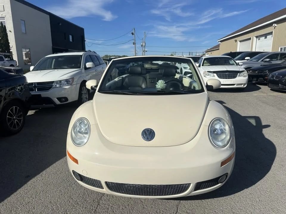 2008 Volkswagen New Beetle - Image 2 of 16