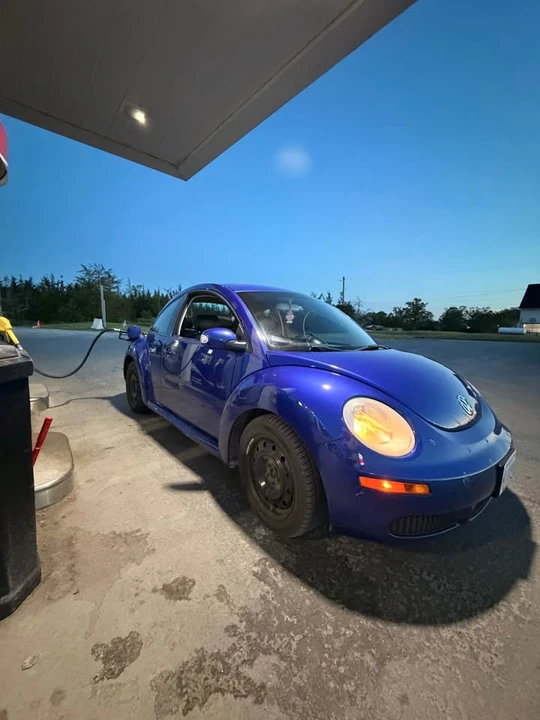 2008 Volkswagen New Beetle - Image 5 of 5