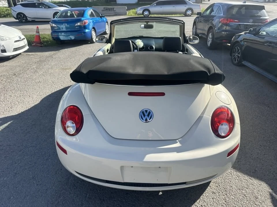 2008 Volkswagen New Beetle - Image 5 of 16