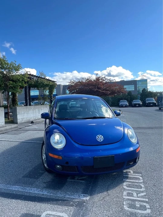 2008 Volkswagen New Beetle - Image 2 of 10