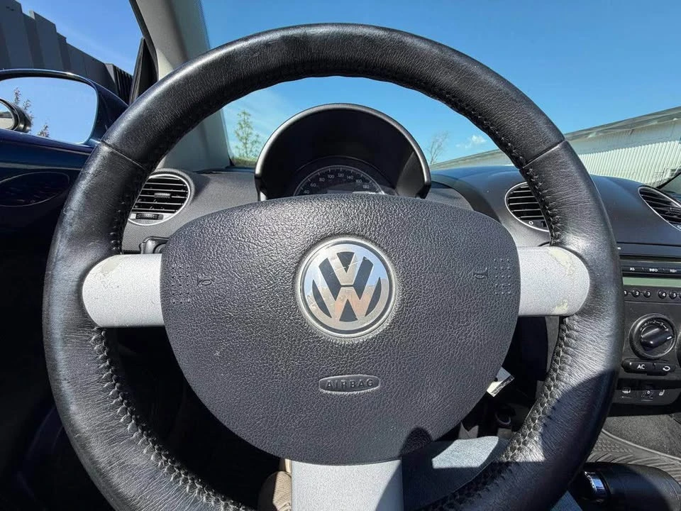 2008 Volkswagen New Beetle - Image 17 of 18