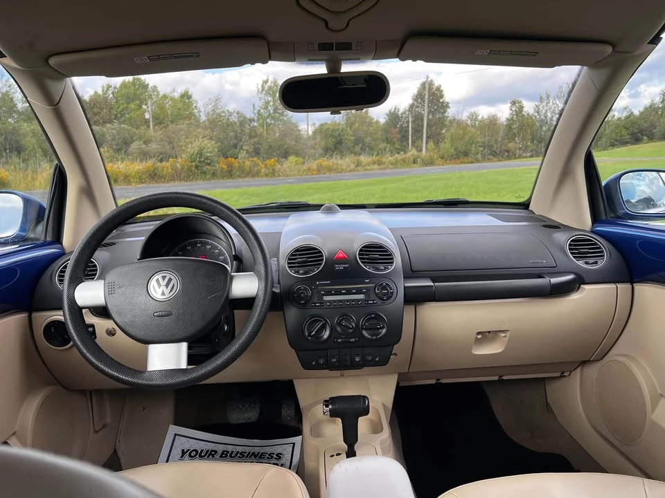 2008 Volkswagen New Beetle - Image 16 of 18