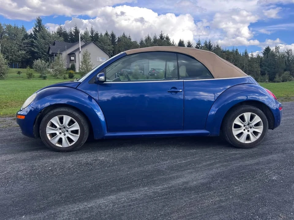 2008 Volkswagen New Beetle - Image 2 of 18