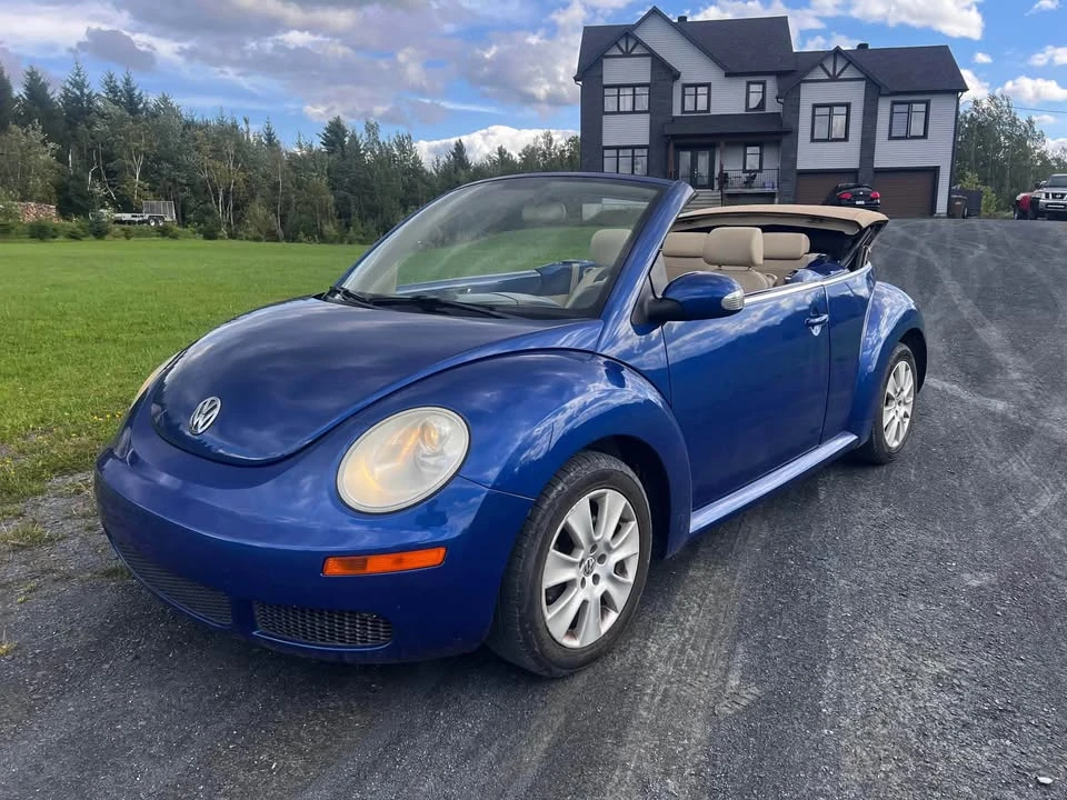 2008 Volkswagen New Beetle - Image 9 of 18