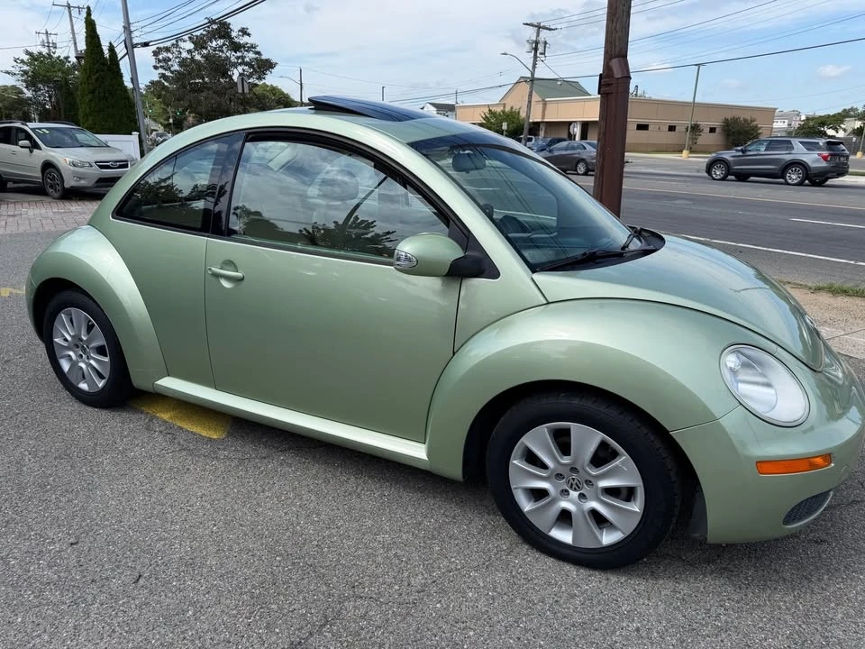2008 Volkswagen New Beetle - Image 6 of 15