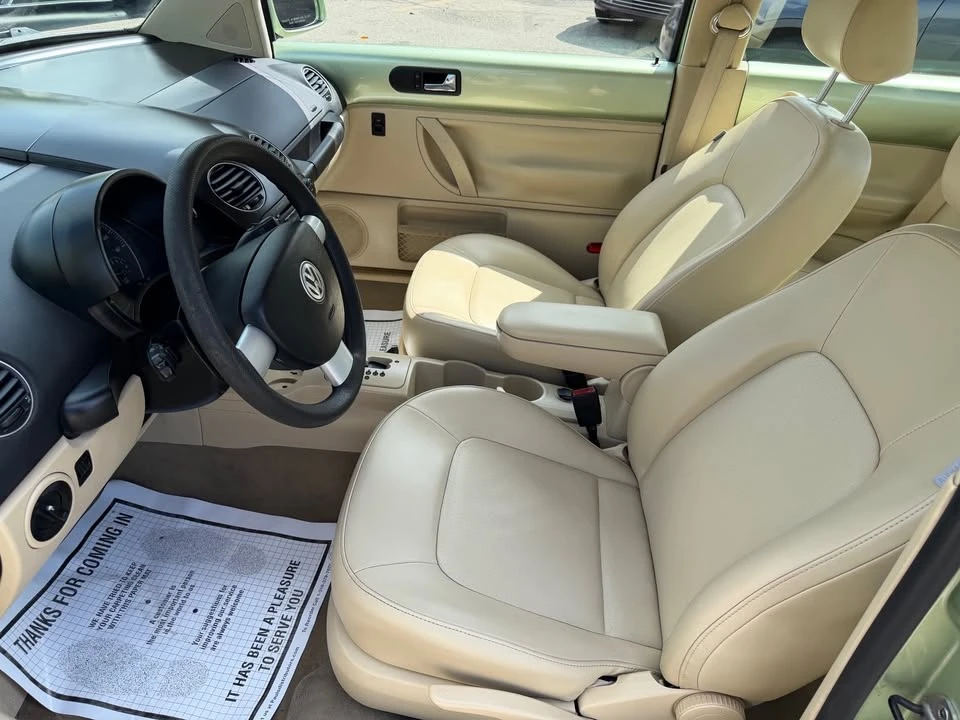 2008 Volkswagen New Beetle - Image 12 of 15