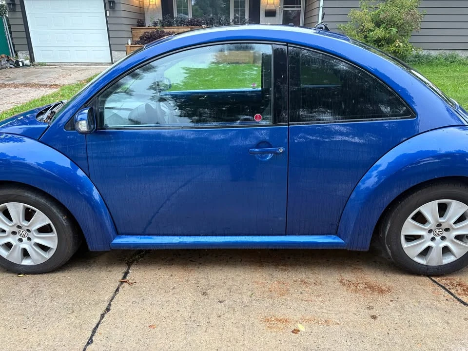 2008 Volkswagen New Beetle - Image 2 of 7