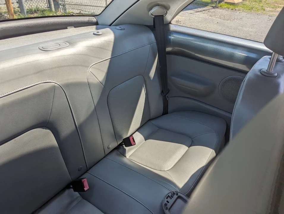 2008 Volkswagen New Beetle - Image 14 of 21