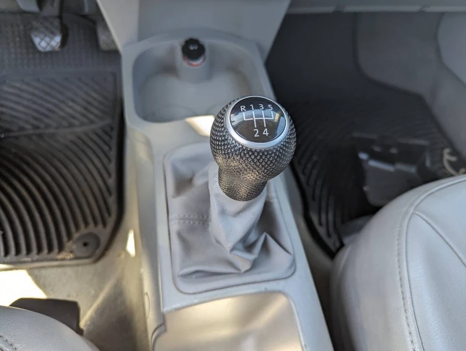 2008 Volkswagen New Beetle - Image 19 of 21