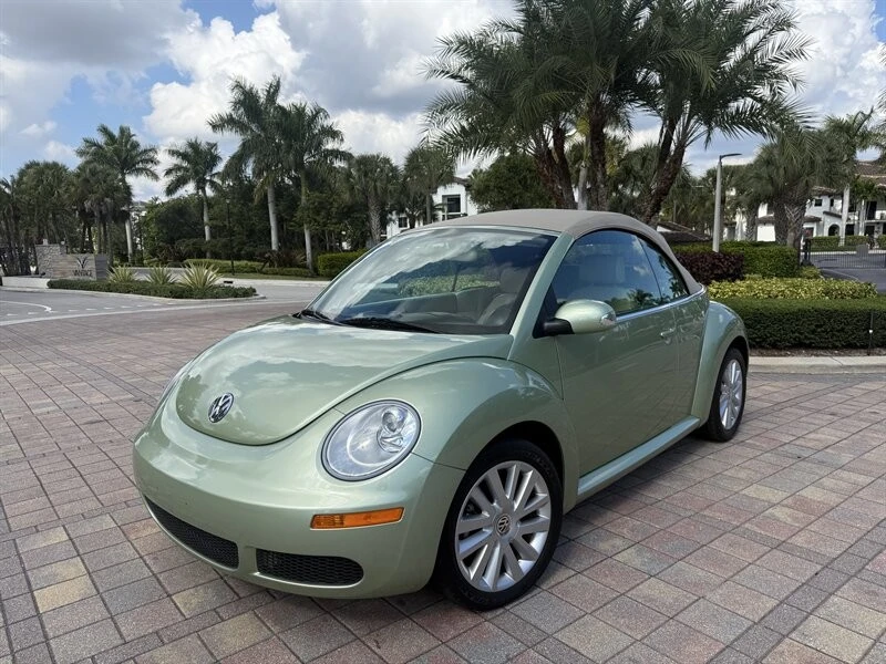 2008 Volkswagen New Beetle - Image 2 of 21