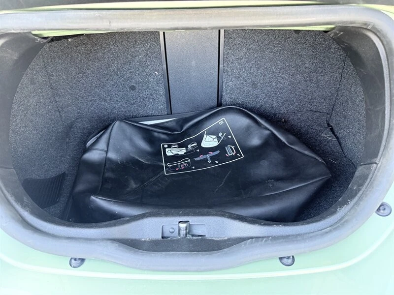 2008 Volkswagen New Beetle - Image 17 of 21