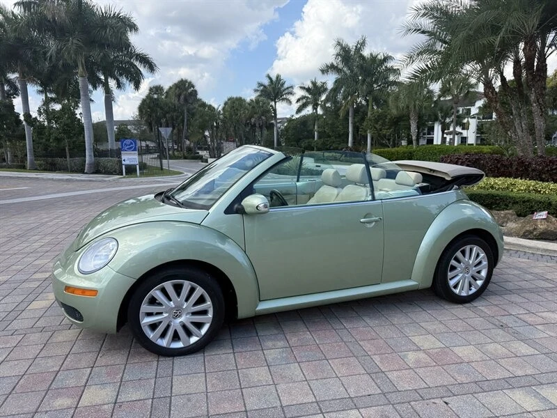 2008 Volkswagen New Beetle - Image 9 of 21