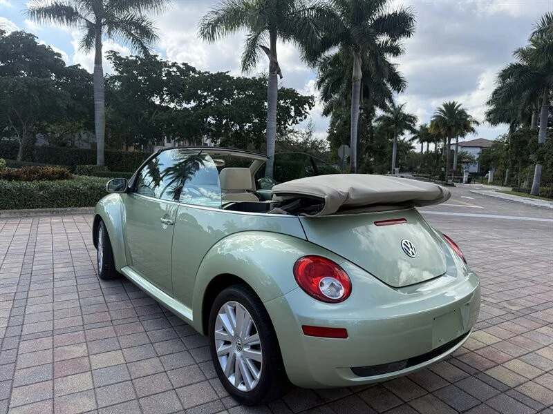 2008 Volkswagen New Beetle - Image 13 of 21