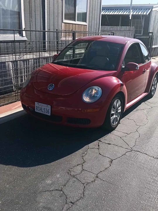 2008 Volkswagen New Beetle - Image 3 of 9