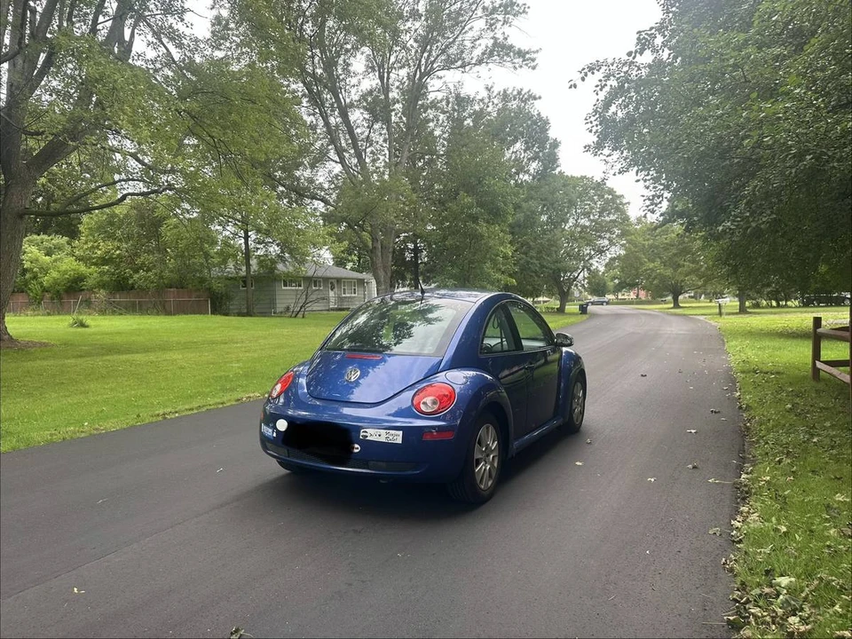 2008 Volkswagen New Beetle - Image 3 of 8