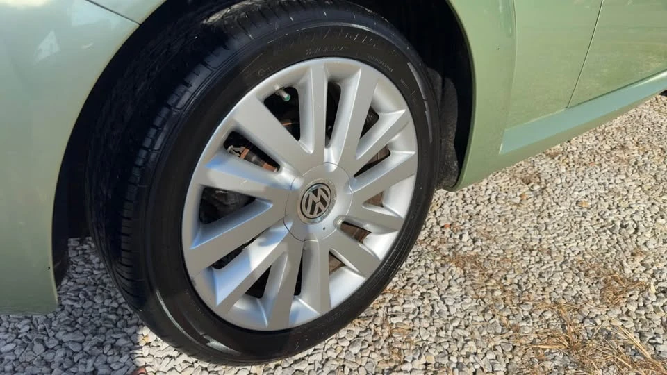 2008 Volkswagen New Beetle - Image 12 of 12