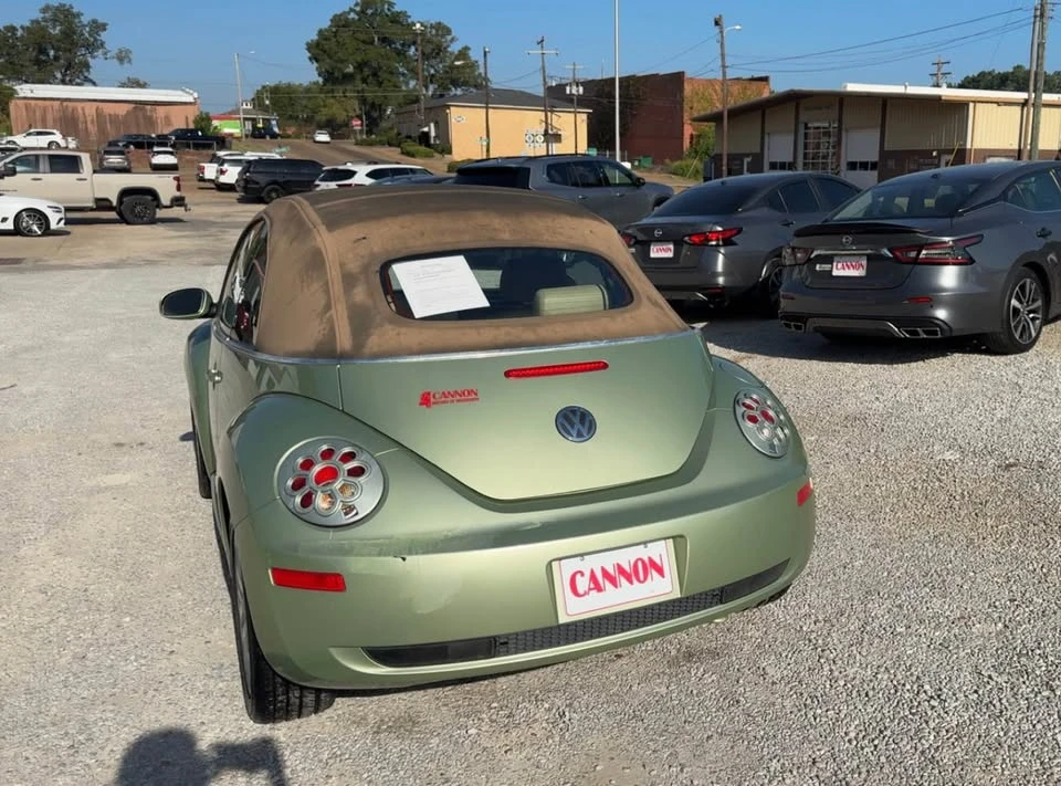 2008 Volkswagen New Beetle - Image 3 of 12