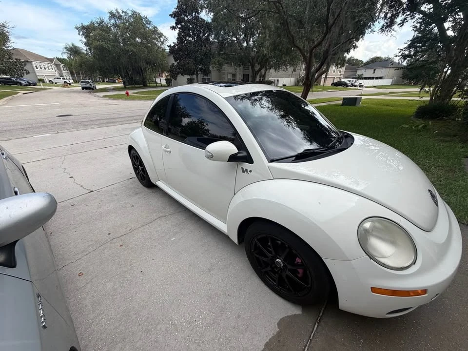 2008 Volkswagen New Beetle - Image 3 of 8